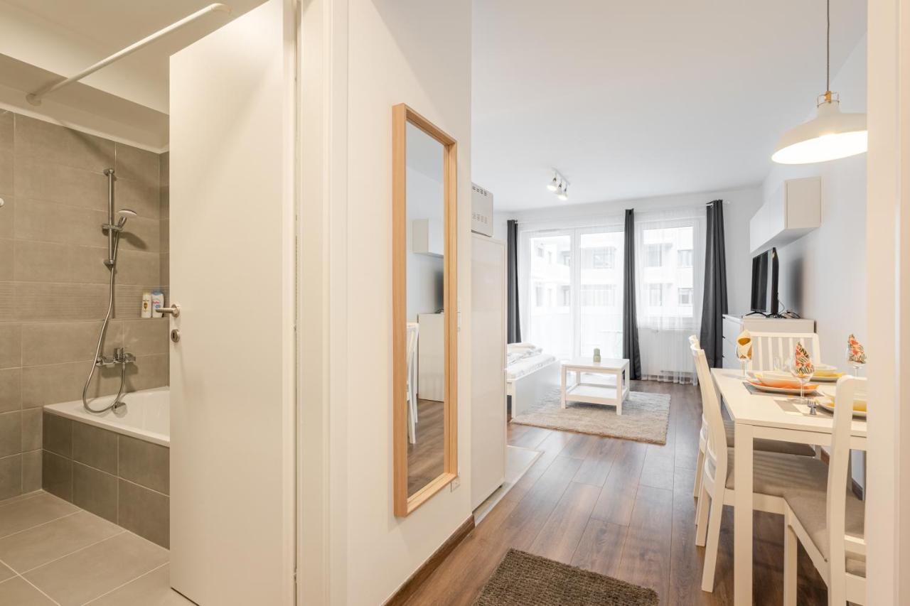 White Studio Apartmán